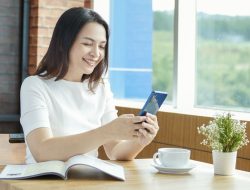Pinjaman Uang Tanpa Ribet ke Bank BCA Online, Bisa Cair Langsung Lewat SMS!